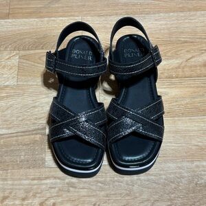Black and White Pyper DONALD PLINER Sandals 7.5
